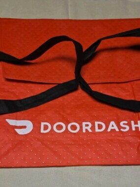 DOORDASH Thermal Insulated Hot/Cold Food Delivery Bag Pizza Carry Tote Red